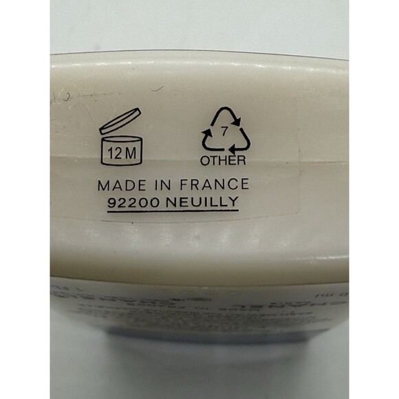 Chanel BASE LUMIÈRE Illuminating Makeup Base Authentic 1FLOZ/30ML & Hydra Beauty - Picture 7 of 11